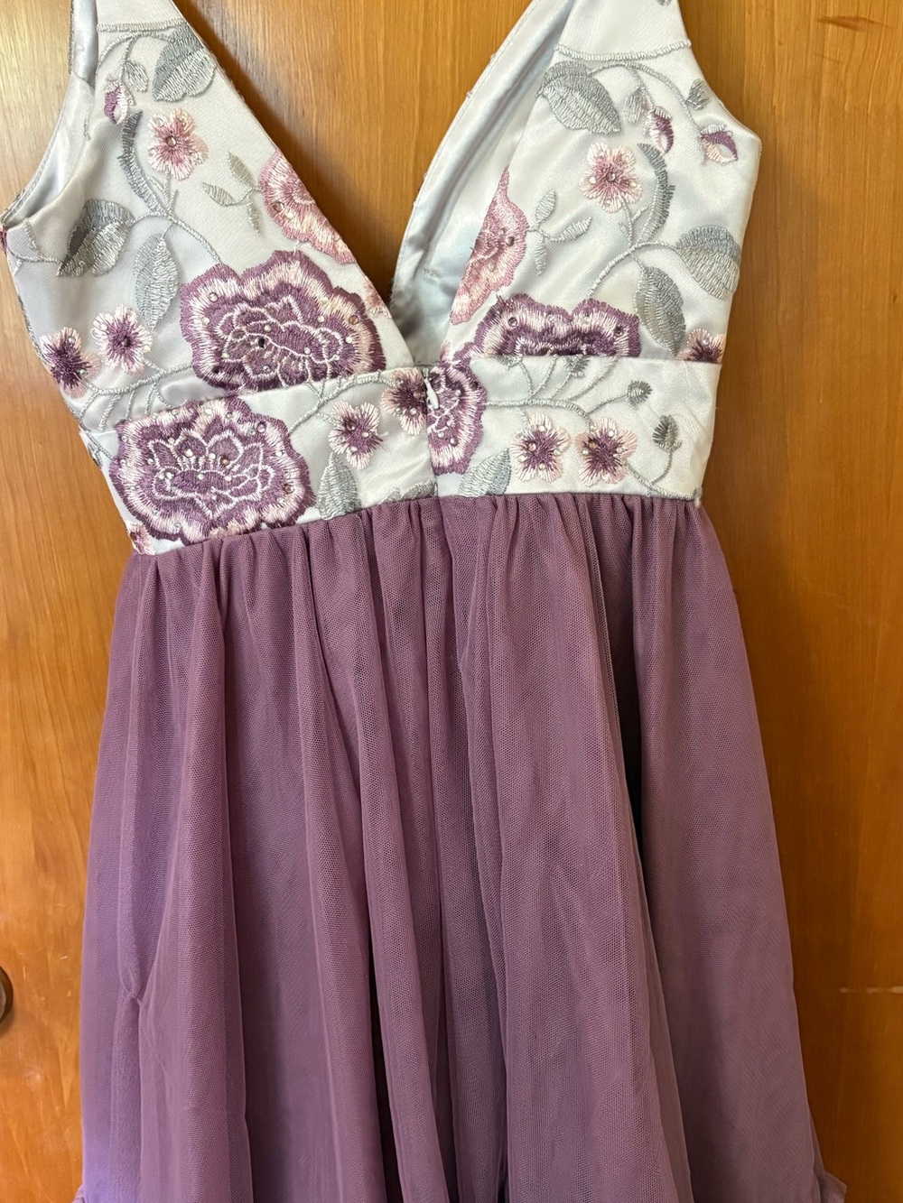 Dear Moon Floral Embroidered Tulle Dress: NWT, Size 7 - Picture 3 of 9